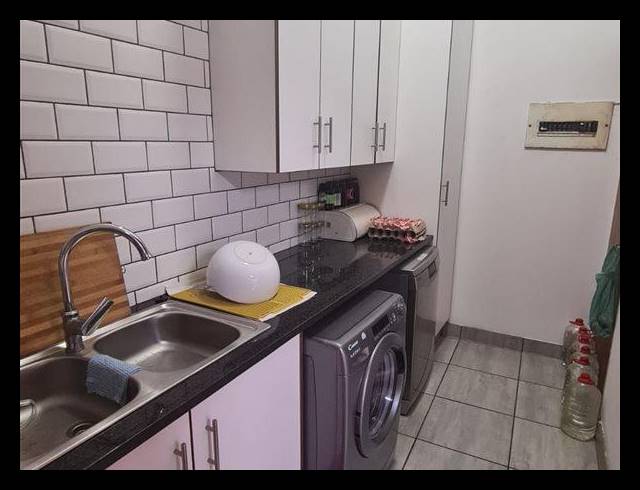 3 BEDROOM HOUSE FOR SALE IN BONAERO PARK